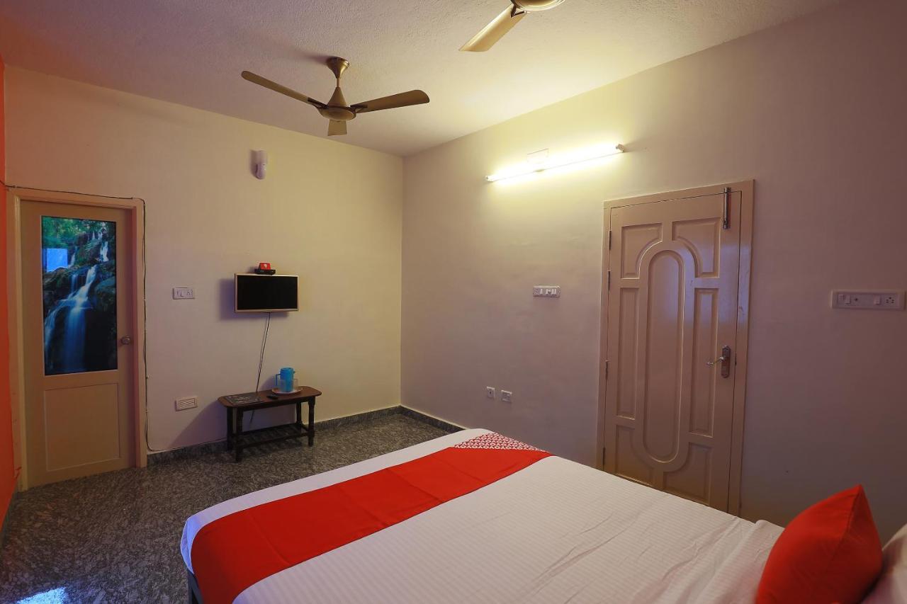 Oyo 38695 Peninsula Holiday Resorts Chennai Dış mekan fotoğraf